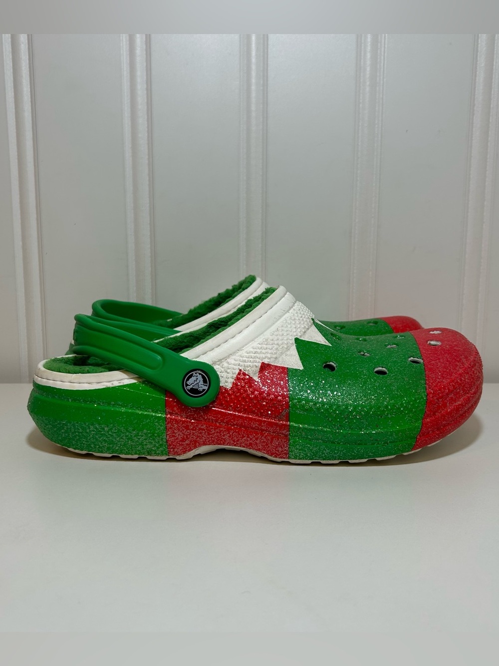 Crocs Christmas elf Green & Red Glitter Slip-On Clog with Cozy Lining